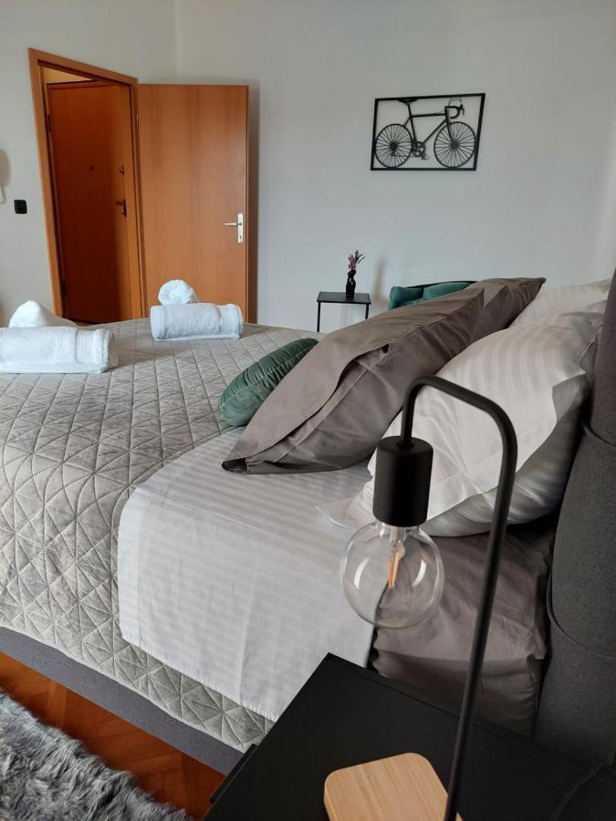 Studio Apartman Kiara Zadar Exterior foto